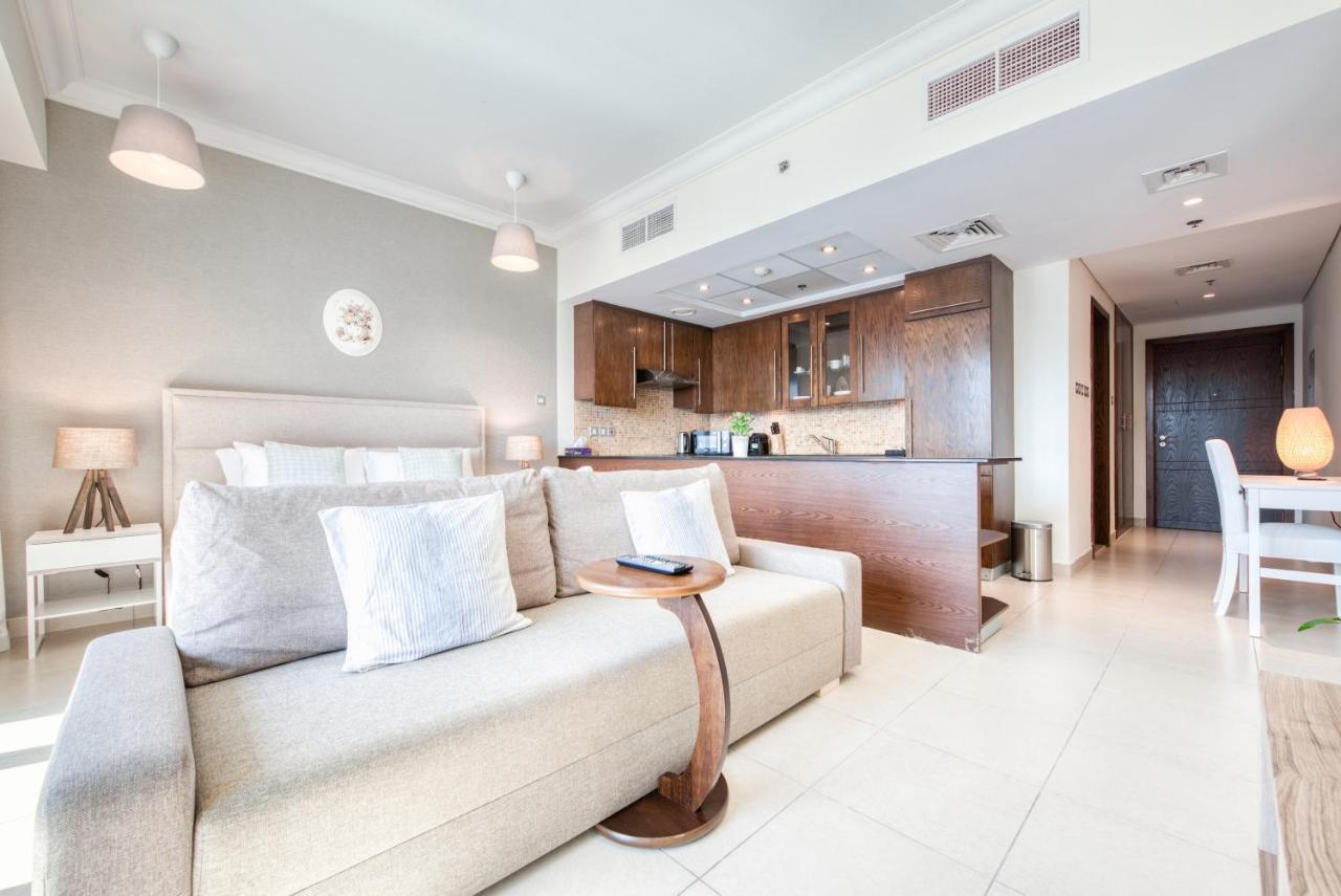Prime Retreats - Downtown Apartment *