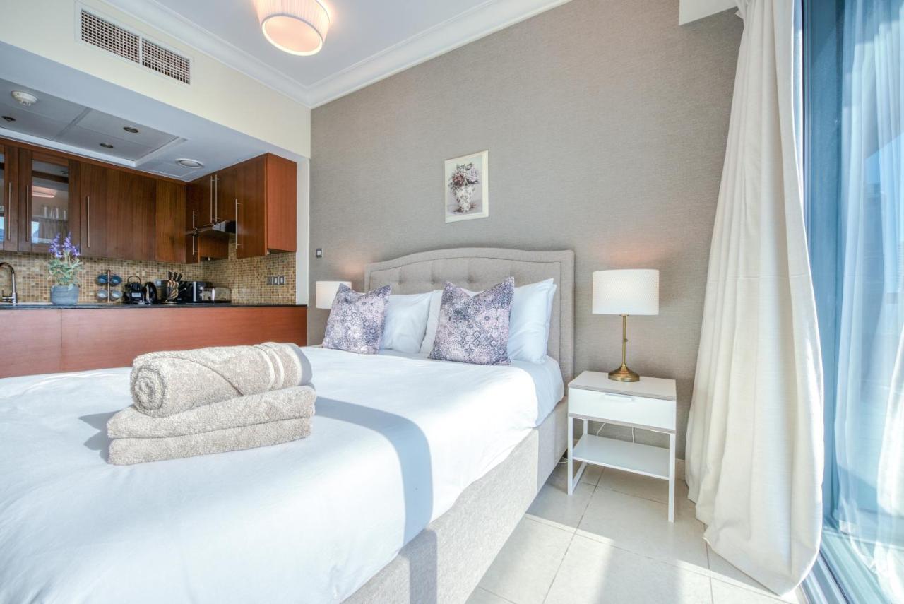 Prime Retreats - Downtown Apartment Dubai