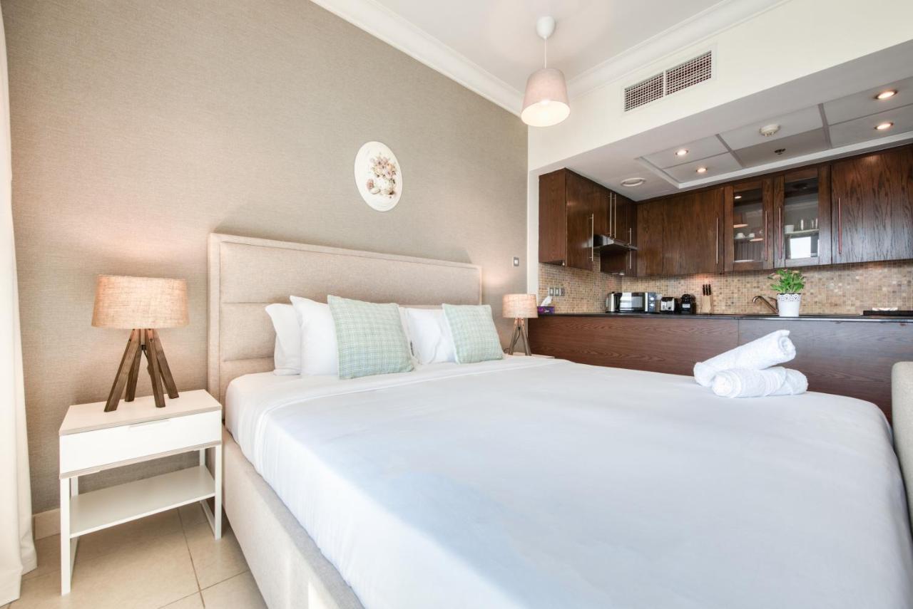 Prime Retreats - Downtown Apartment *